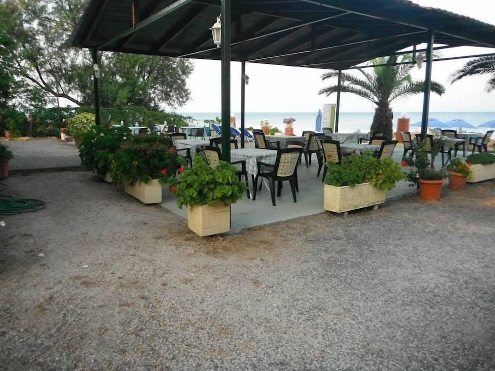 Francisco Beach Hotel Agios Andreas  Exterior photo