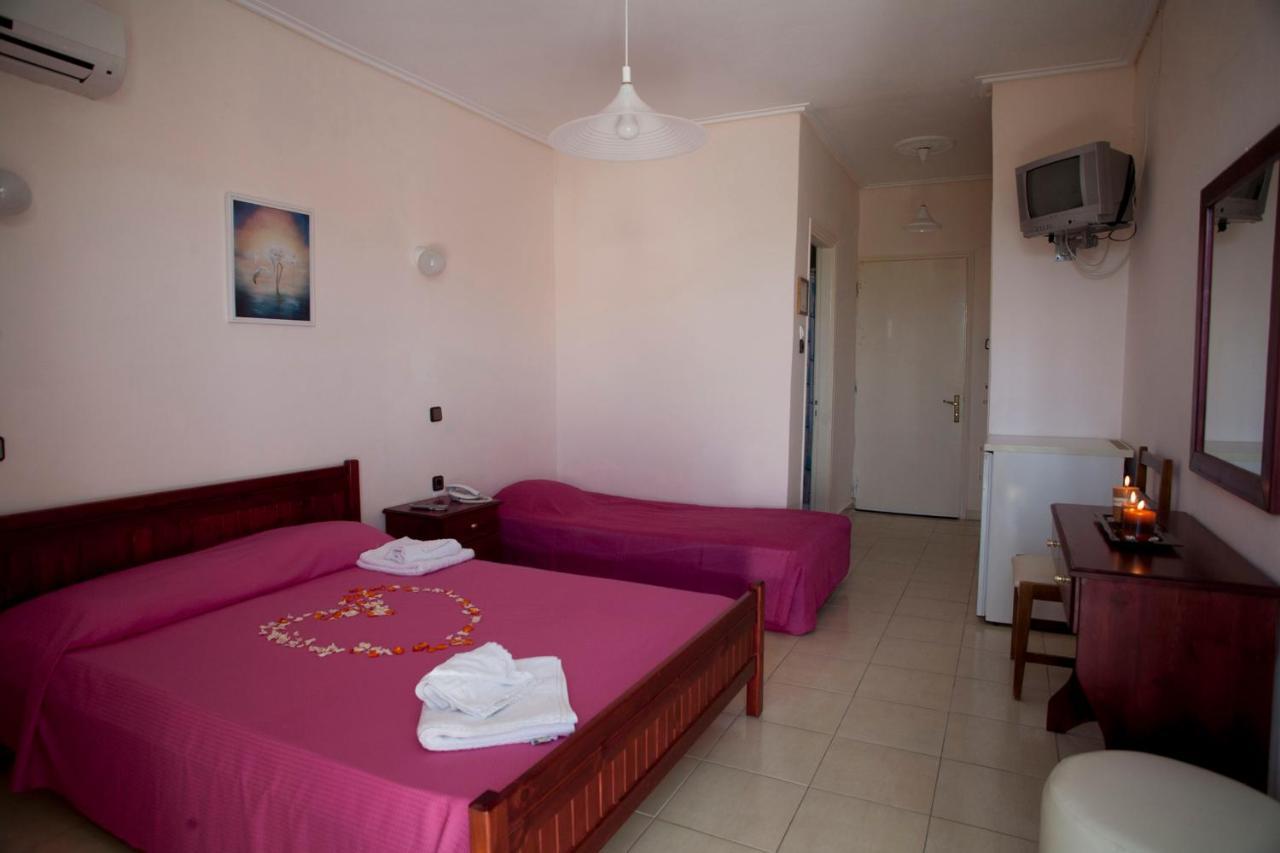 Francisco Beach Hotel Agios Andreas  Room photo